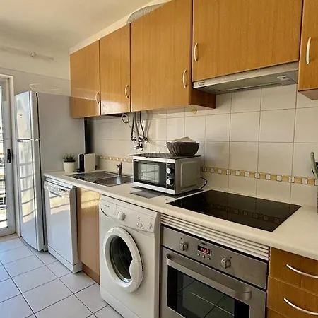 Marina Hillside - Sun, And Sea *